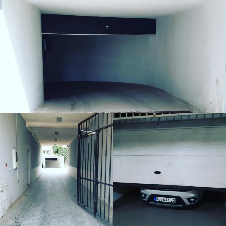 Downtown Apartment In Walk Zone With 3 Bedrooms And Garage نوفي ساد المظهر الخارجي الصورة