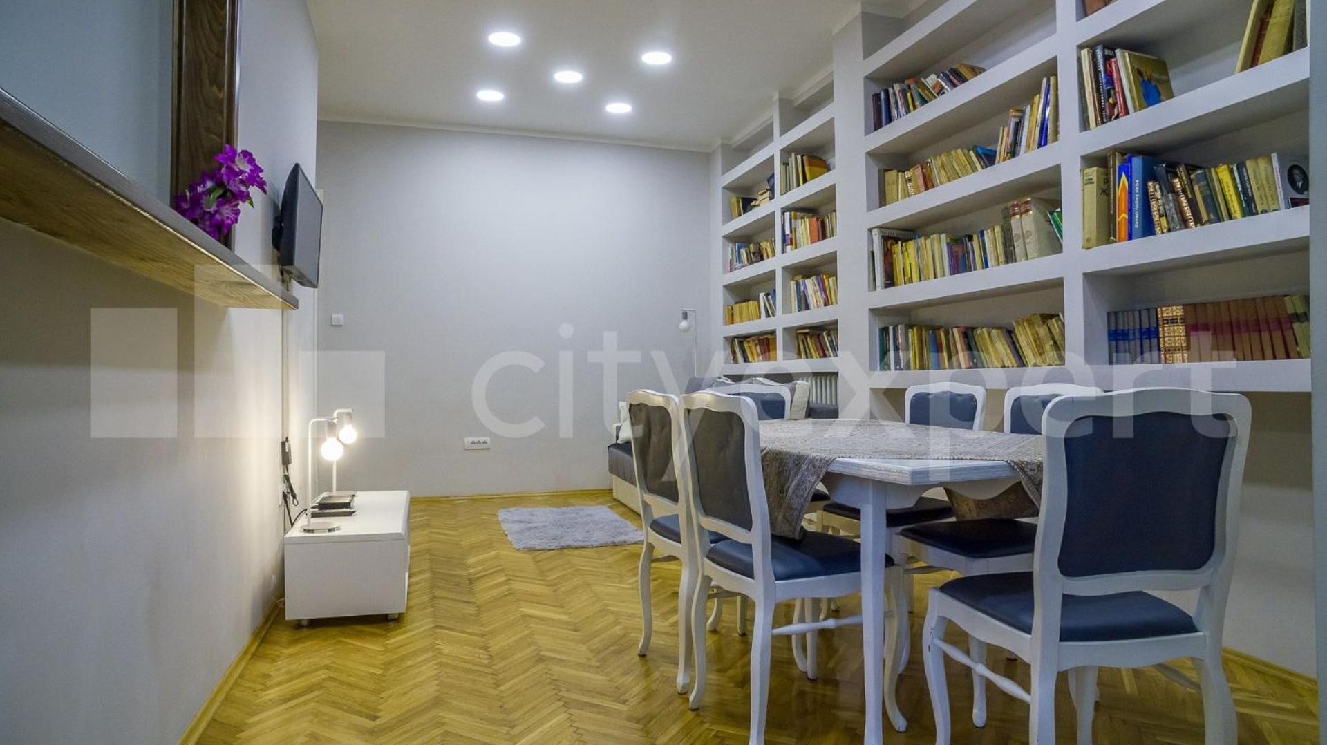 Downtown Apartment In Walk Zone With 3 Bedrooms And Garage نوفي ساد المظهر الخارجي الصورة